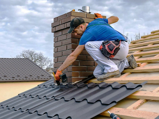 Монтаж металлочерепицы